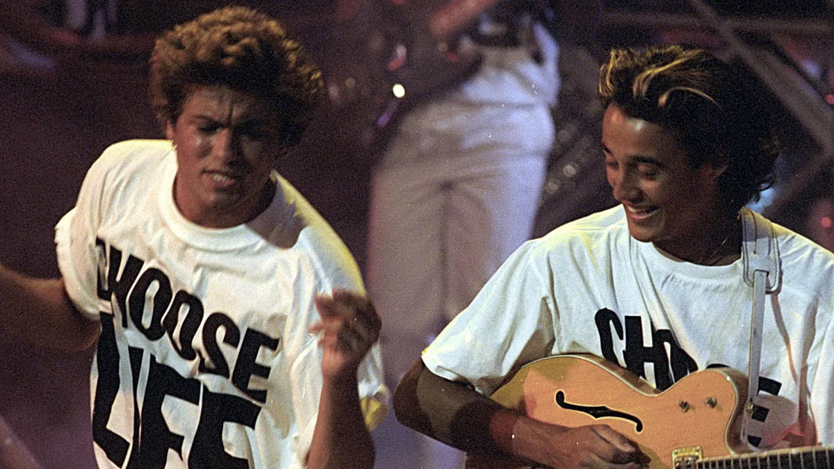 ¿Qué significa la polera CHOOSE LIFE del video de Wham!?