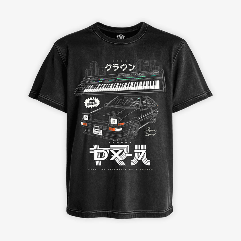 Polera Acid wash Negra Yamaha DXY Sintetizador y auto Toyota Trueno de japon 1983 diseño inspirado en japon de los ochenta