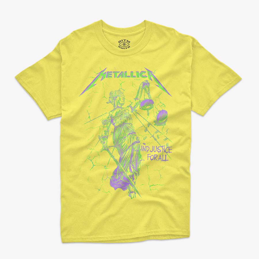 Polera Amarilla Metallica And Justice for All Dama de la Justicia thrash metal portada icónica Colores Psicodelicos Ritmoculto