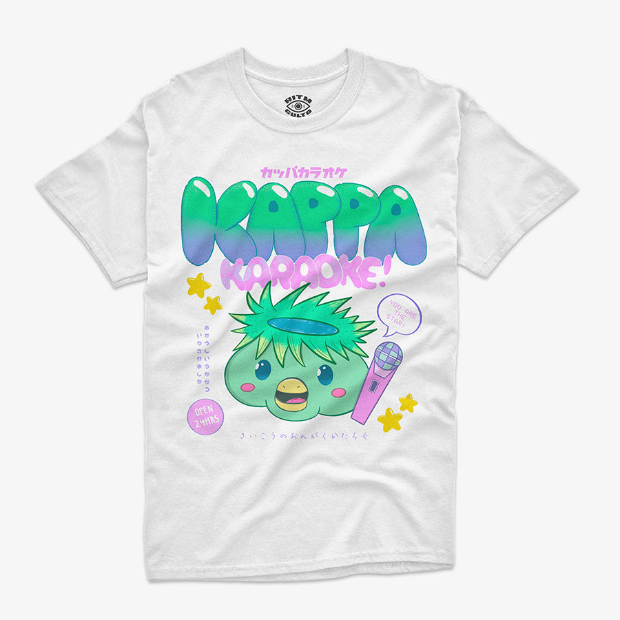 Polera Blanca Kappa Karaoke de Un Kappa con un Micrófono Feliz y Kawaii diciendo tu eres la estrella, la imagen simula una publicidad japonesa