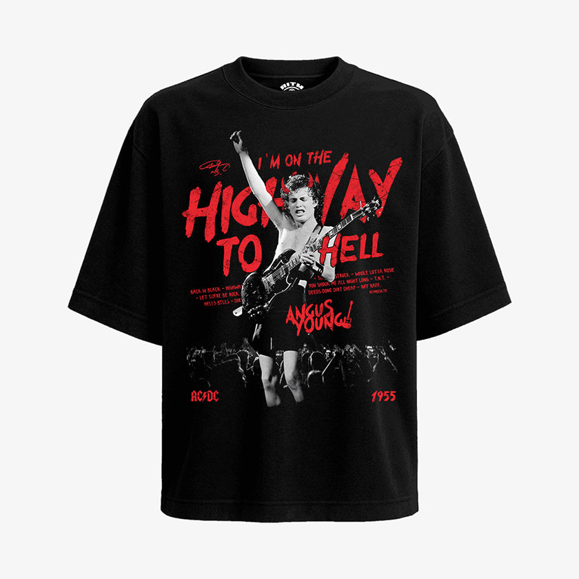Polera Oversized negra Angus Young AC/DC Highway to Hell tocando Gibson SG mano en alto diseno vintage Ritmoculto