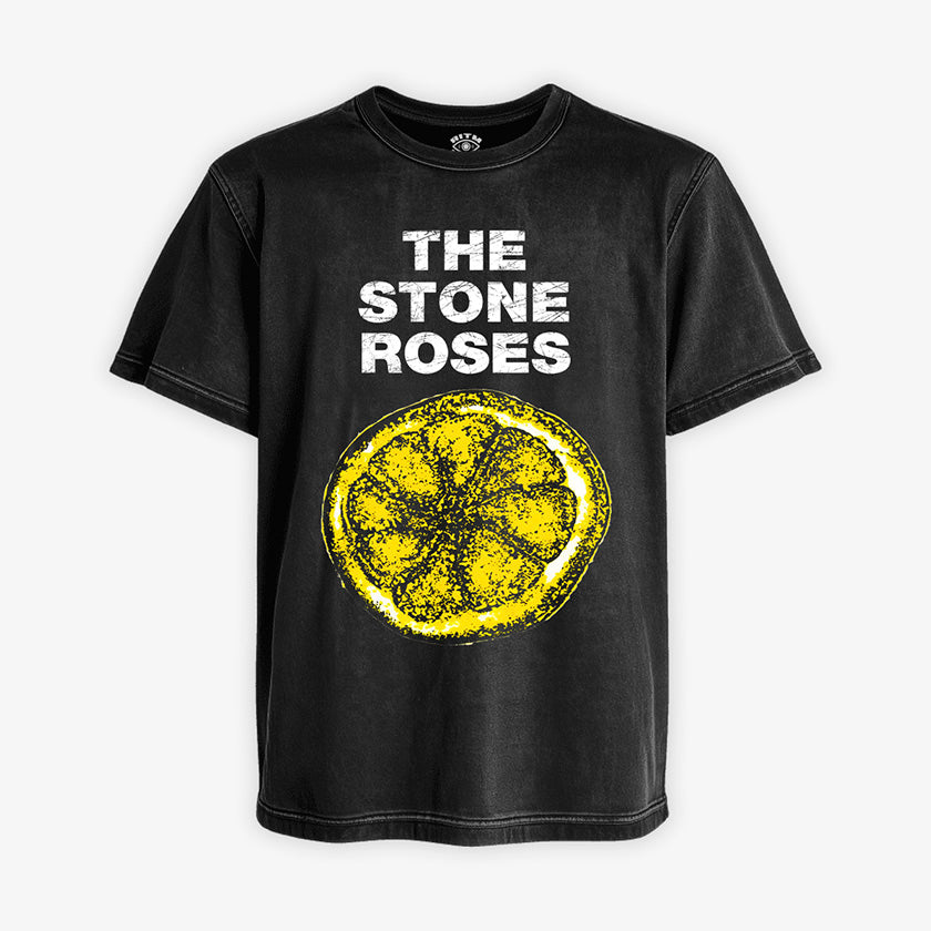 Polera acid negra con efecto degradado, diseño frontal de The Stone Roses con limón icónico y nombre de la banda