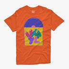 Polera naranja diseño VINYL estilo retro pop art con letras infladas y disco de vinilo en portada