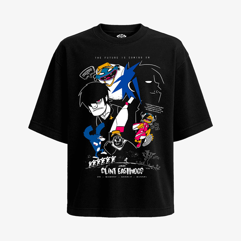 Polera negra de corte oversized (holgado) con diseño central del grupo Gorillaz y el título "Clint Eastwood", incluyendo a los personajes 2D, Murdoc, Noodle y Russel, en un estilo gráfico