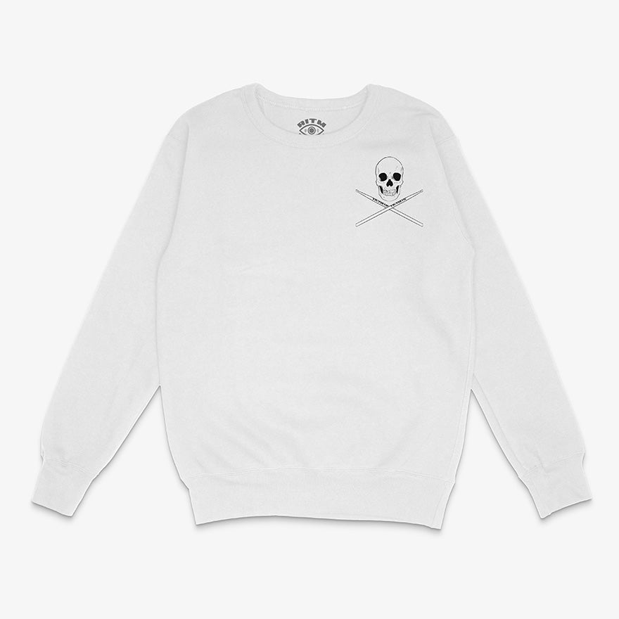 Poleron Polo Blanco Rhythm Reaper con una calavera mas baquetas, estampado frontal, diseñado para bateristas, e impreso en dtg
