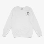 Poleron Polo Blanco Rhythm Reaper con una calavera mas baquetas, estampado frontal, diseñado para bateristas, e impreso en dtg