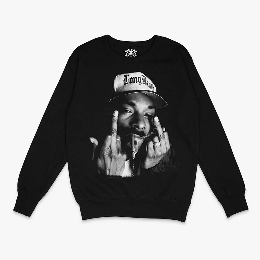 Poleron Snoop Dogg Long Beach cuello redondo negro - Ritmoculto Chile