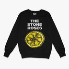 Poleron polo negro cuello redondo con diseno frontal de The Stone Roses, limon iconico y nombre de la banda