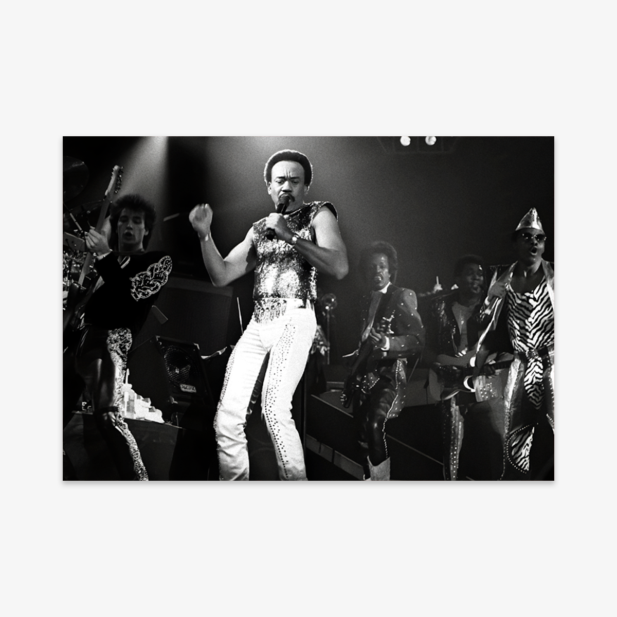 Póster Earth Wind & Fire en vivo show Maurice White Philip Bailey Verdine White funk soul performance Ritmoculto