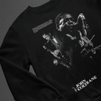 closeup poleron polo negro de john coltrane exclusivo de ritmoculto