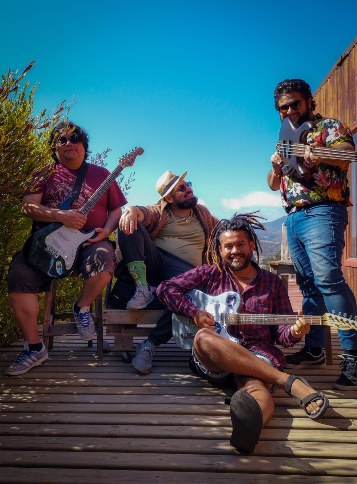 'Muero y vuelvo': El nuevo EP de Quindre, una banda chilena con sonido Alterlatino