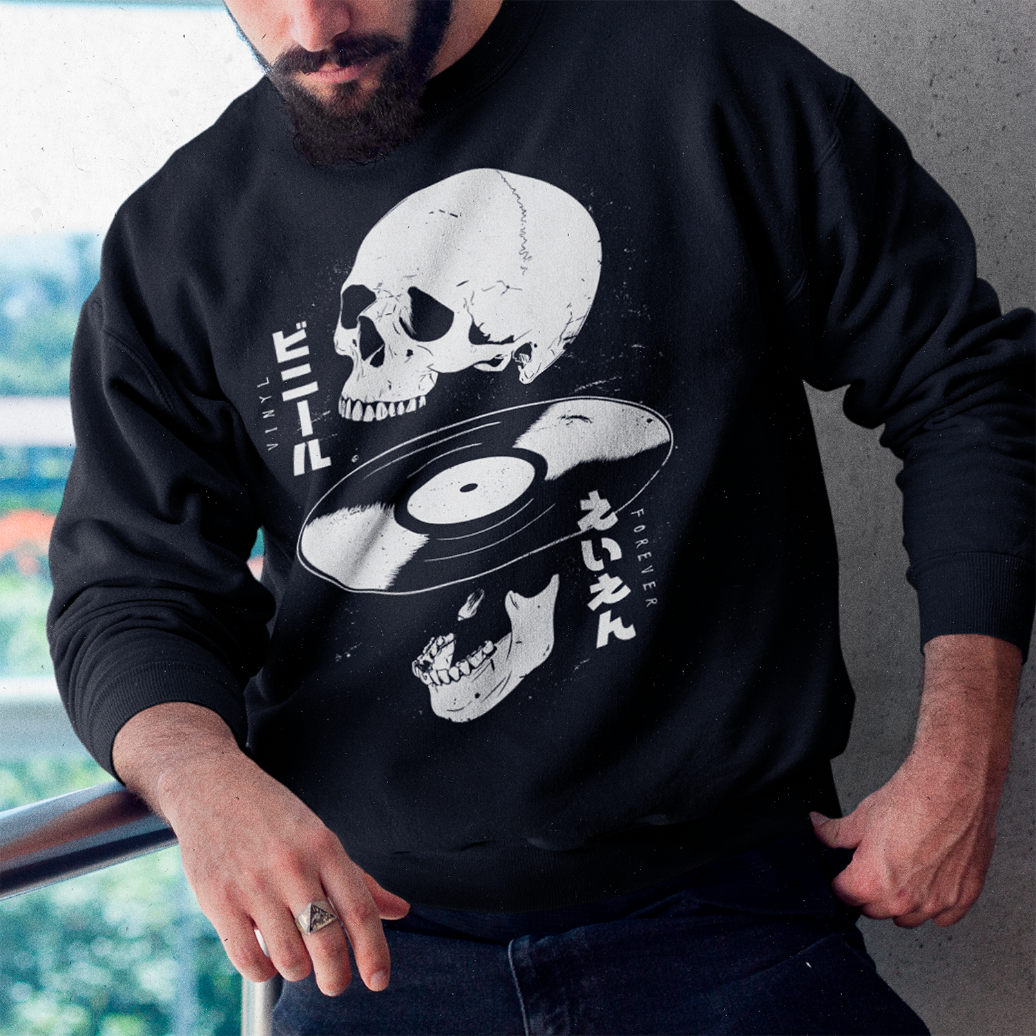 Polerón Vinyl Forever | Calavera & Vinilo Japonés